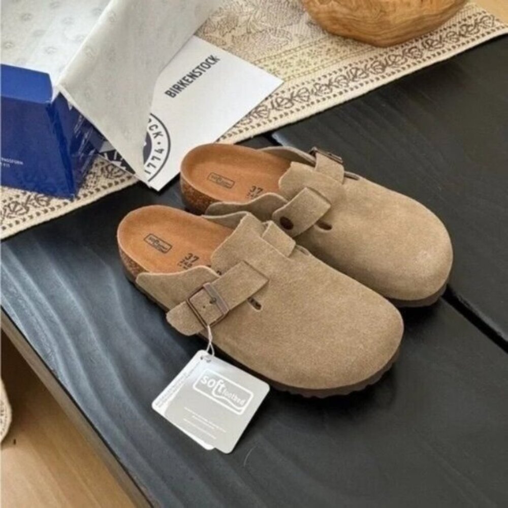 Birkenstock Women's Tan Suede Clogs